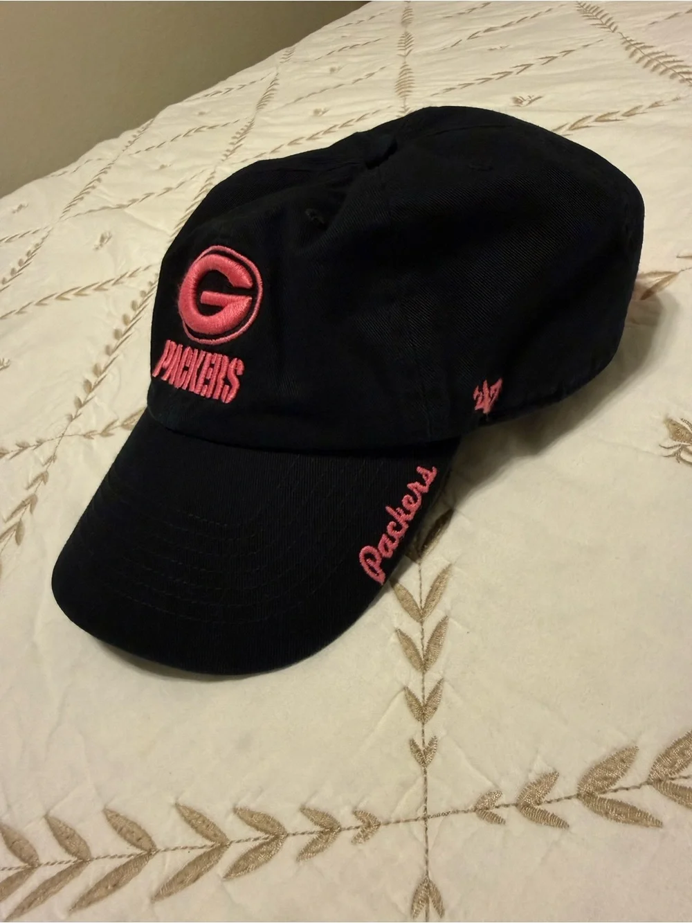 ‘47 Green Bay Packers Black and Pink Embroidered Adjustable Hat